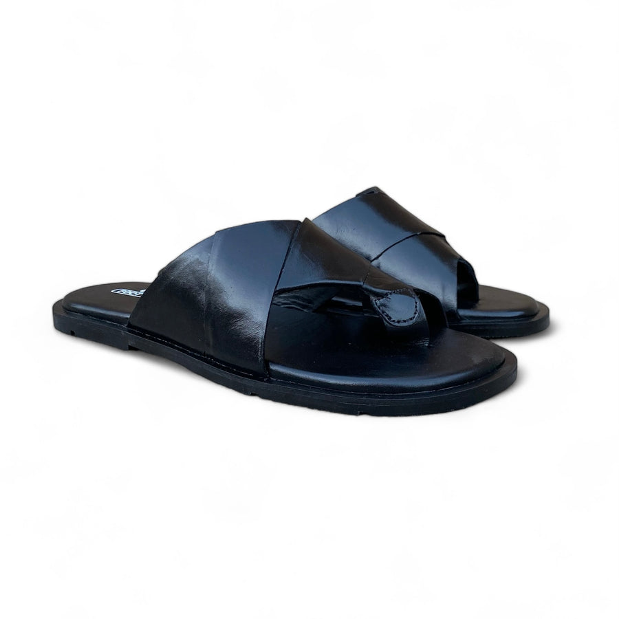 Handmade Black Criss Slip-On309